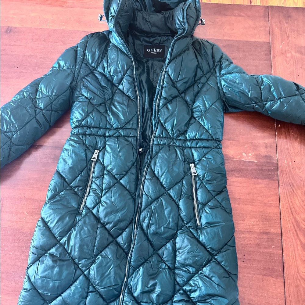 Guess Green Puffer Coat with Hood and Quilted Design